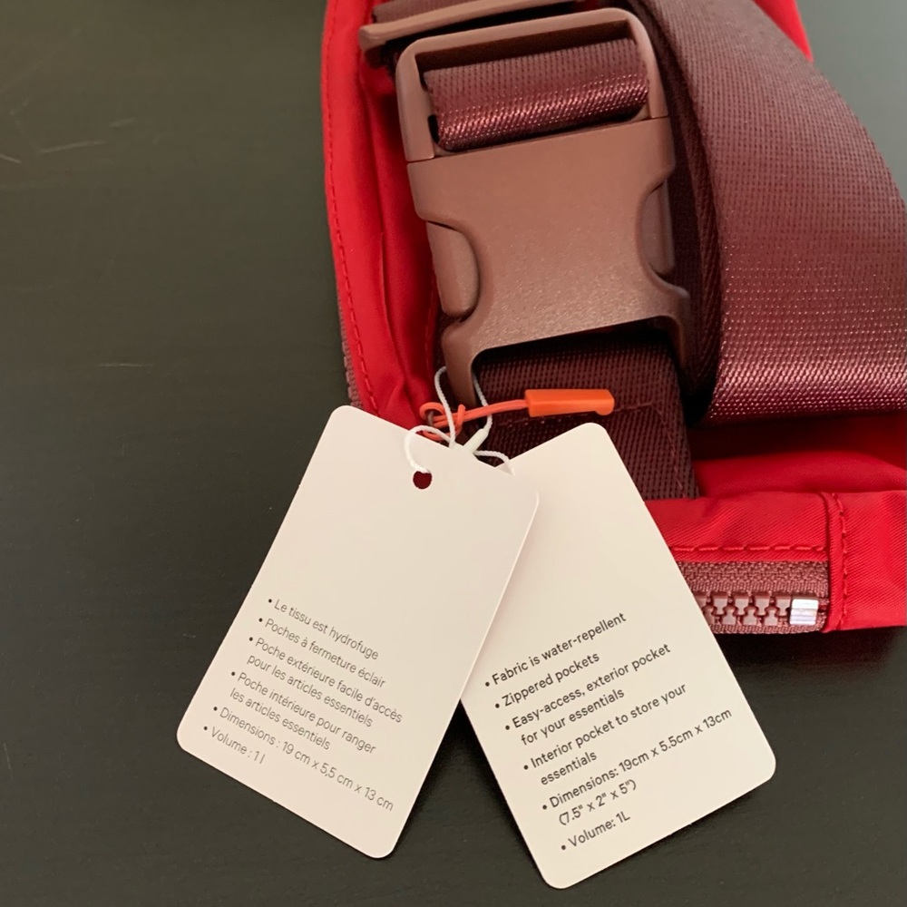 lululemon Lunar New Year Everywhere Belt Bag in Dark Red/Smoky Red Gold NWT New - Picture 8 of 16